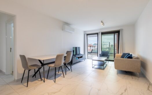 Modern 2 bedroom apartment in New Marina (P58-201)