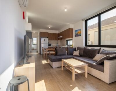 Cosy 2 bedroom apartment in Livadia (P55-103)